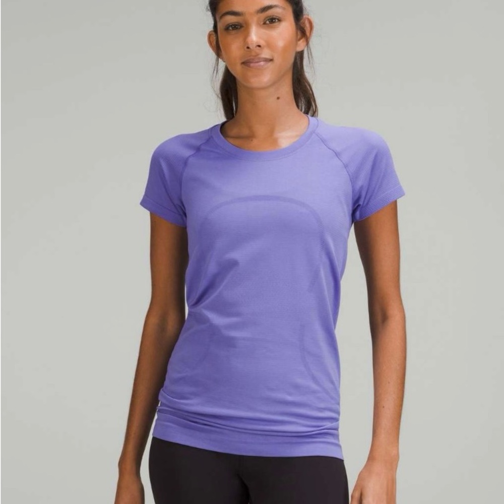 lululemon Swiftly Tech Short Sleeve 2.0 in Charged Indigo